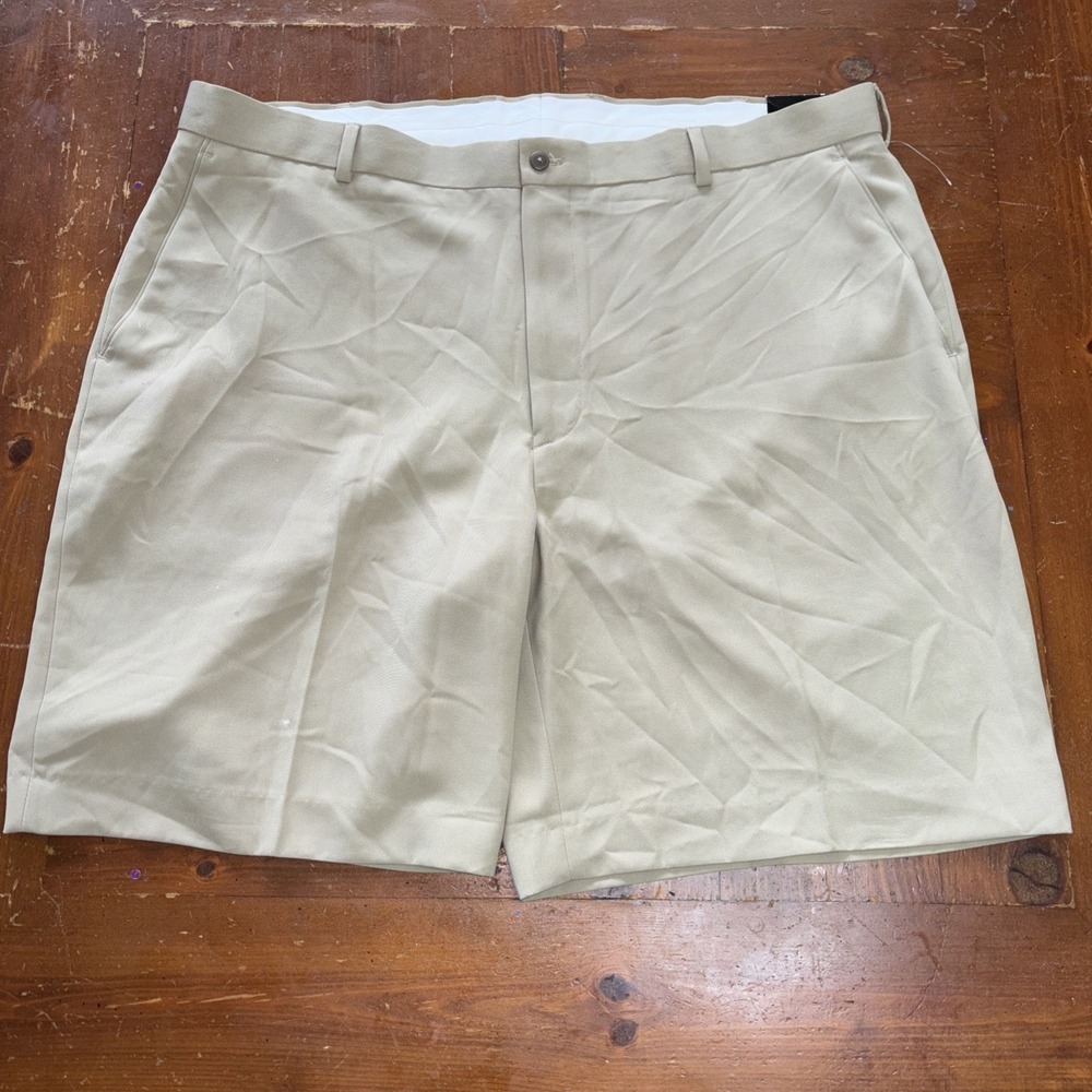 NWT Alan Flusser Golf Shorts 42W No Iron Wicking Performance Flat Front Khaki